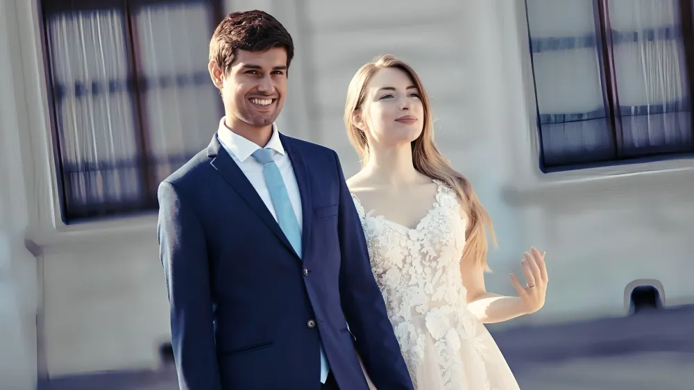 dhruv rathee wife